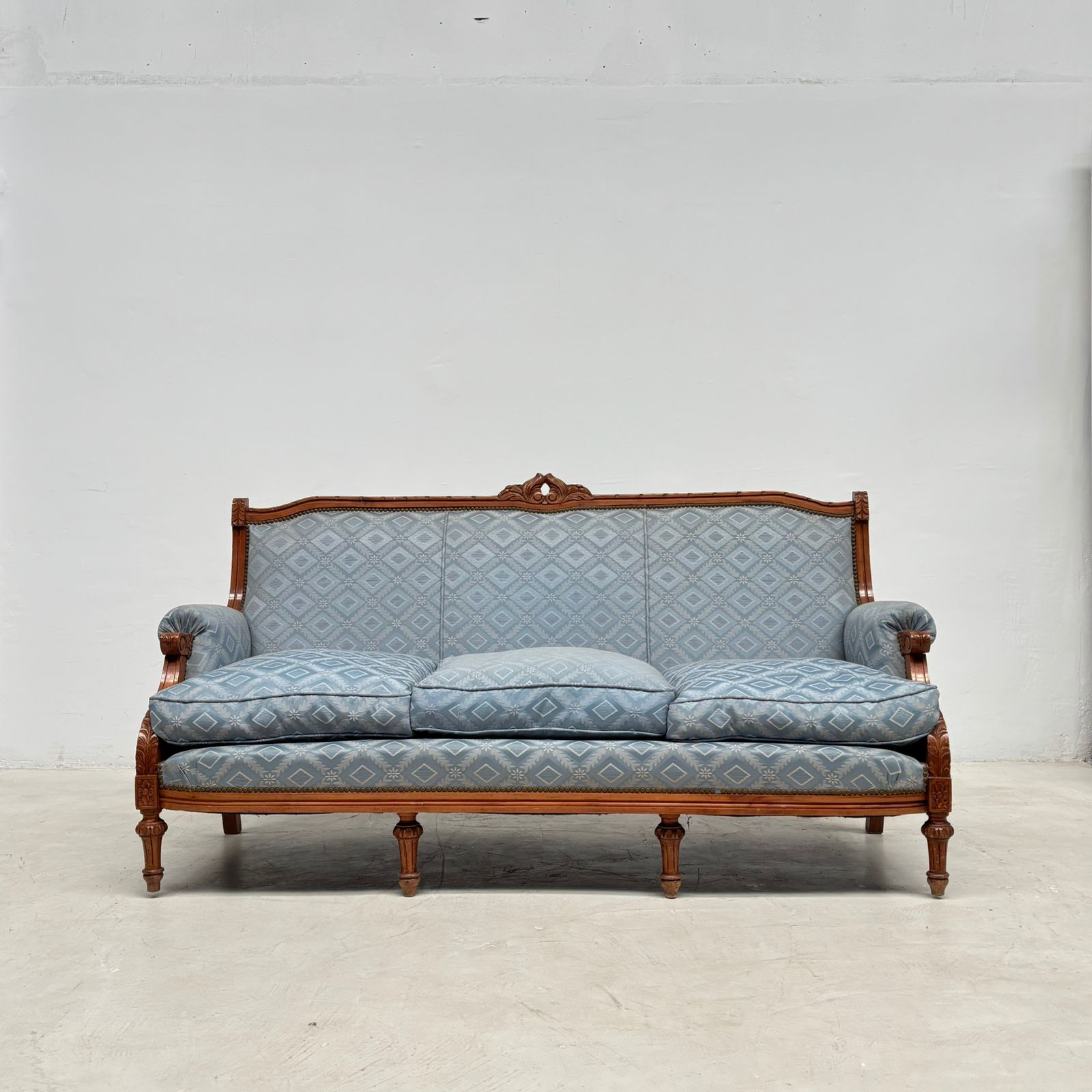 WhatsApp Image 2025-12-09 at 17.12.33